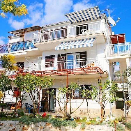 Apartmani Gabric Trogir Ngoại thất bức ảnh